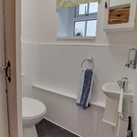 2 Bed In Hawes Oc-Ds042A